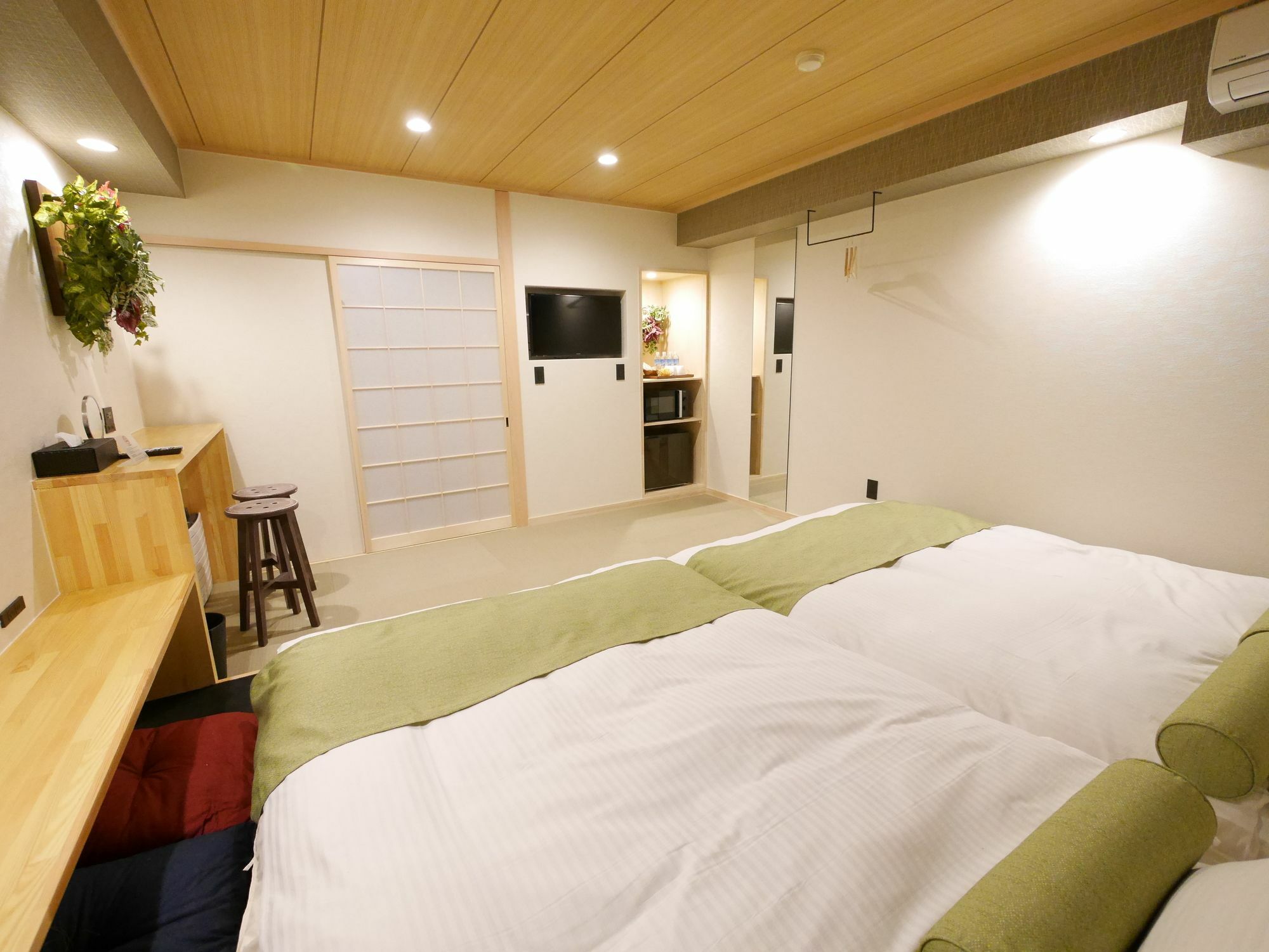 Ookini Hotels Shinsaibashi Sennencho Apartment Osaka Exterior foto